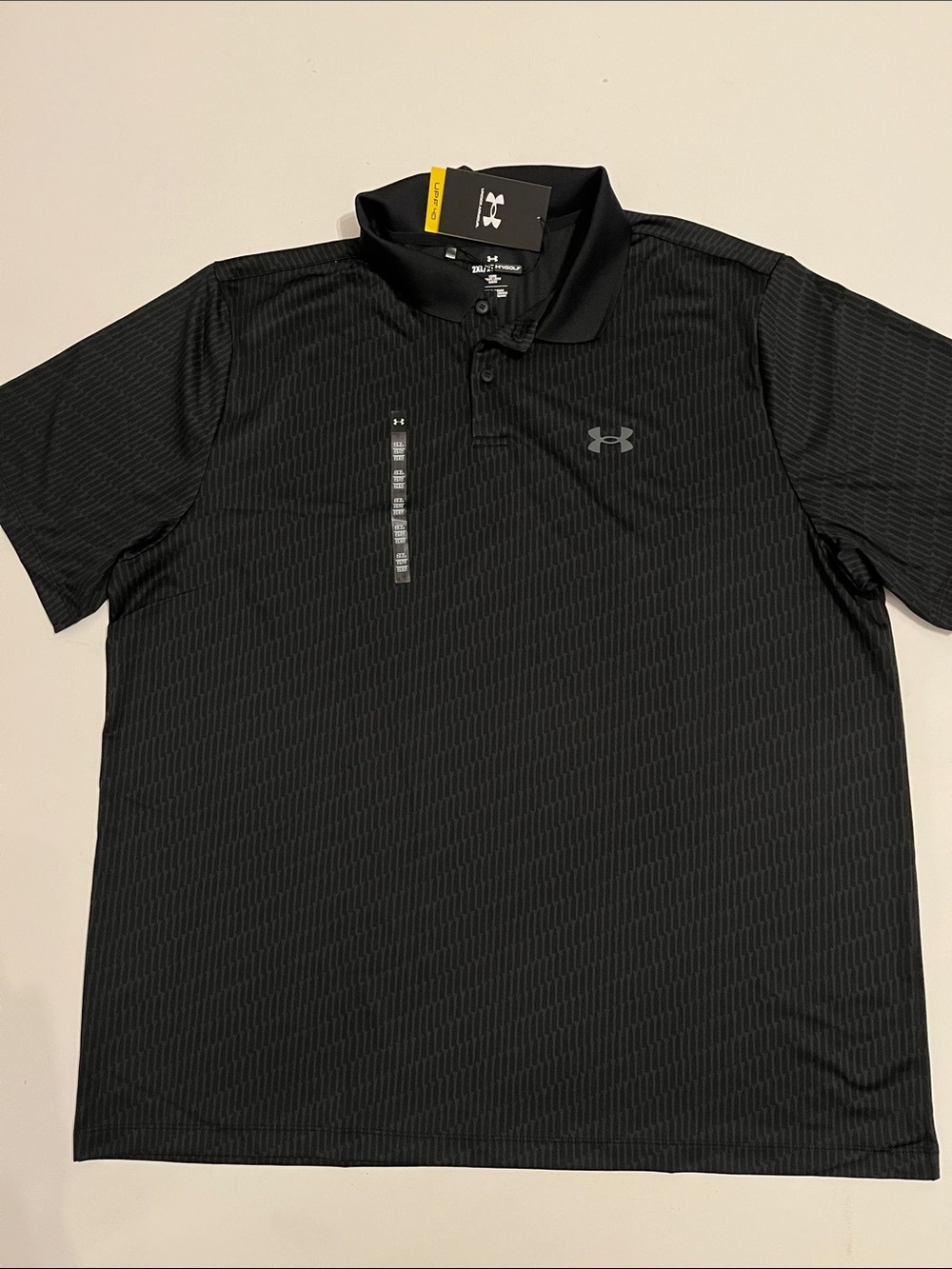 Under Armour Golf Shirt Mens 2XL UPF 40 Black Polo Golf Tee Print XXL Matchplay